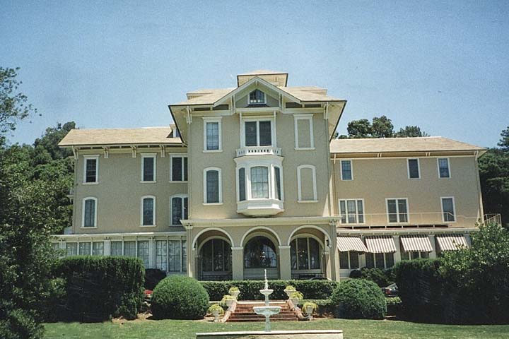 Ralston Hall front wiev